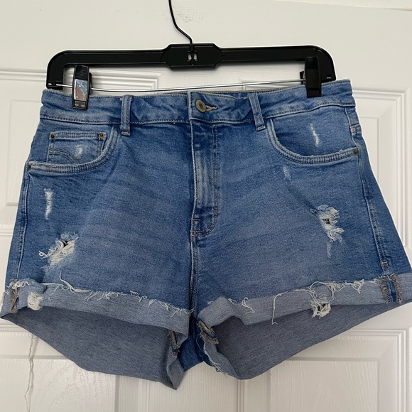 Zara Shorts Zara Denim Shorts Cuffed Bottom Size 8 Poshmark